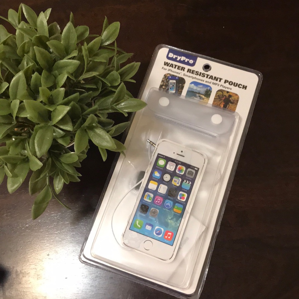 Water Resistant pouch
